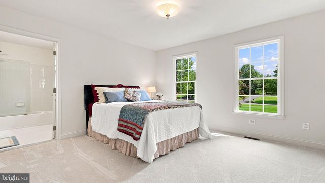 48 WOODSIDE LN, New Hope, PA 18938