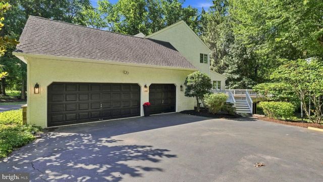 48 WOODSIDE LN, New Hope, PA 18938