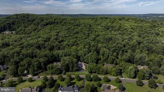 48 WOODSIDE LN, New Hope, PA 18938