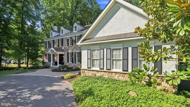 48 WOODSIDE LN, New Hope, PA 18938
