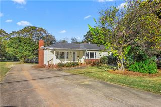 902 Liberty Drive, Thomasville, NC 27360