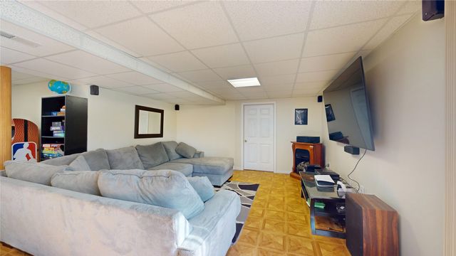 6024 GRUBB Road, Erie, PA 16506