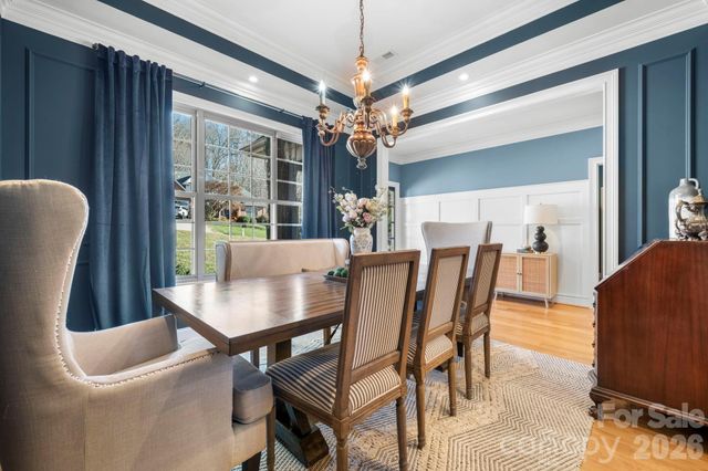 402 Golfview Court SE, Lenoir, NC 28645