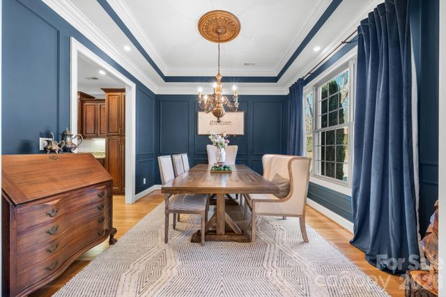 402 Golfview Court SE, Lenoir, NC 28645