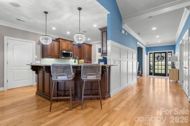 402 Golfview Court SE, Lenoir, NC 28645