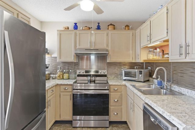 103 Vixen Circle Apt G, Branson, MO 65616