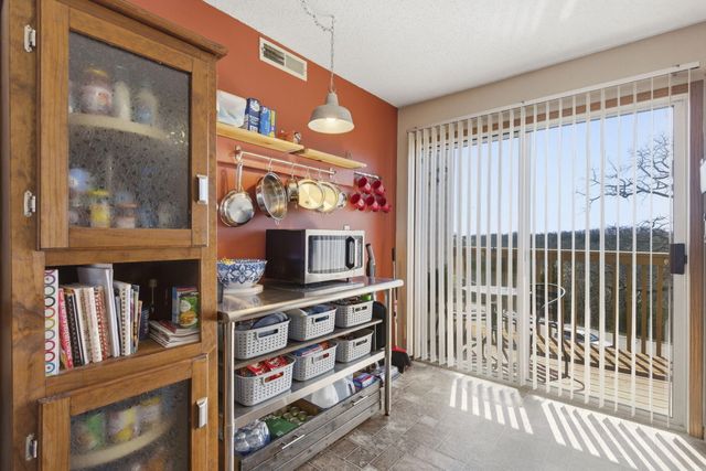 103 Vixen Circle Apt G, Branson, MO 65616