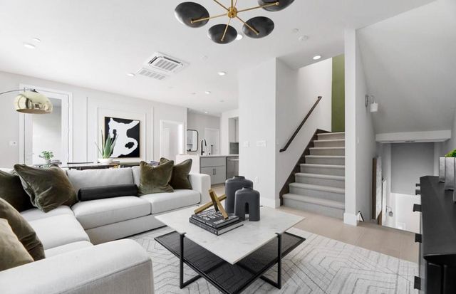 552 Oakdale Way 178-19 Plan 5, San Jose, CA 95117