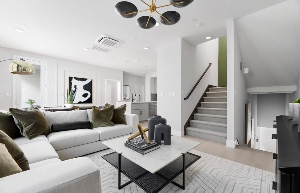 Image 4 of property listing at 552 Oakdale Way 178-19 Plan 5, San Jose, CA 95117