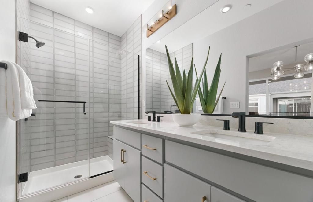 Image 6 of property listing at 552 Oakdale Way 178-19 Plan 5, San Jose, CA 95117