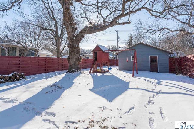 607 Blue Earth Street, Mankato, MN 56001