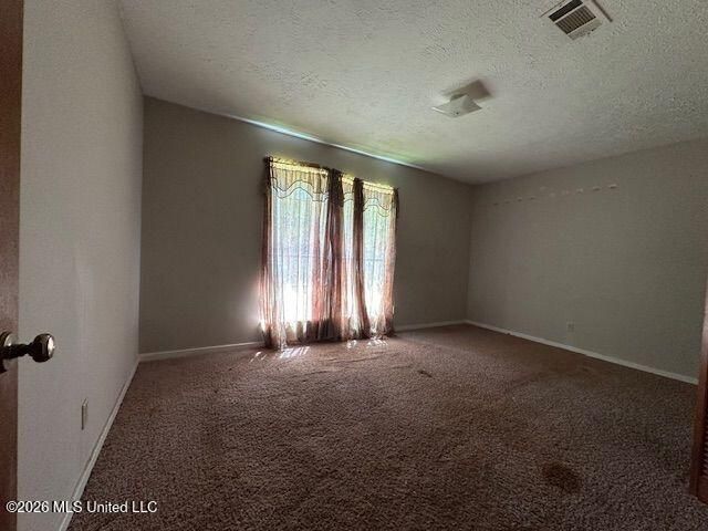 4757 Old Lake Road, Jackson, MS 39212
