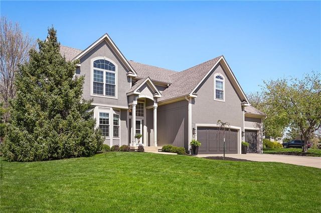 21910 W 57th Terrace, Shawnee, KS 66226