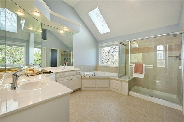 21910 W 57th Terrace, Shawnee, KS 66226