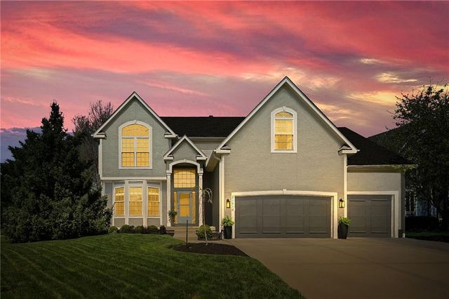 21910 W 57th Terrace, Shawnee, KS 66226