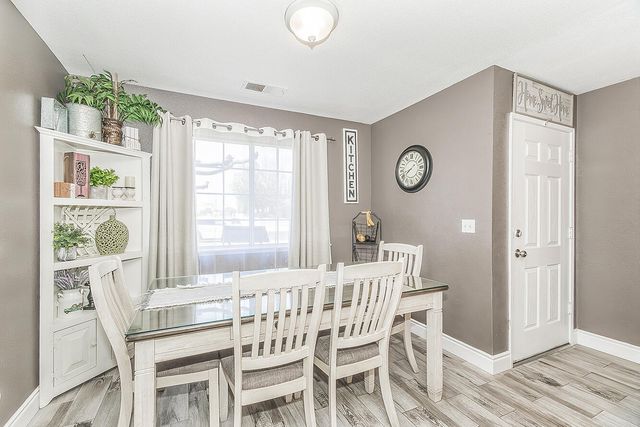 208 Kelly Avenue, Parlier, CA 93648