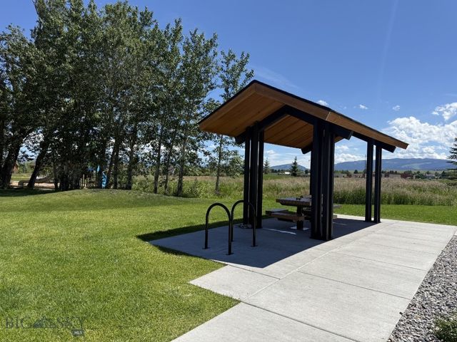 1521 Cambridge Drive, Bozeman, MT 59715