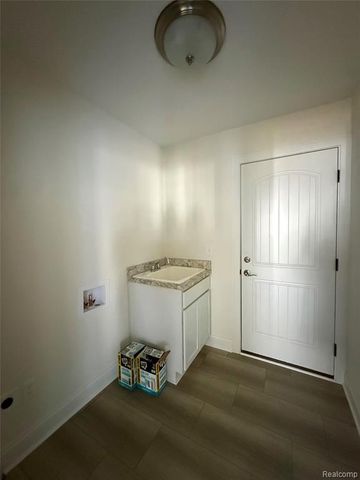 1044 Camellia Circle 45, Howell, MI 48843