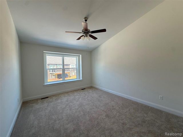 1044 Camellia Circle 45, Howell, MI 48843