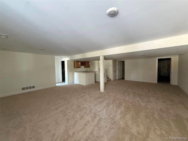 1044 Camellia Circle 45, Howell, MI 48843