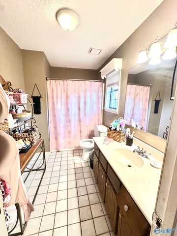 73 N North Greenway Drive, Trinity, AL 35673
