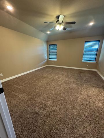 8805 Kiowa Drive, Greenville, TX 75402