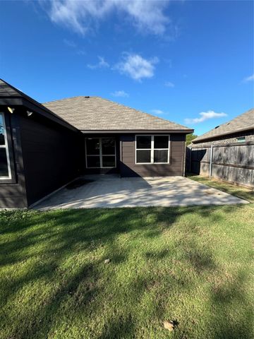 8805 Kiowa Drive, Greenville, TX 75402