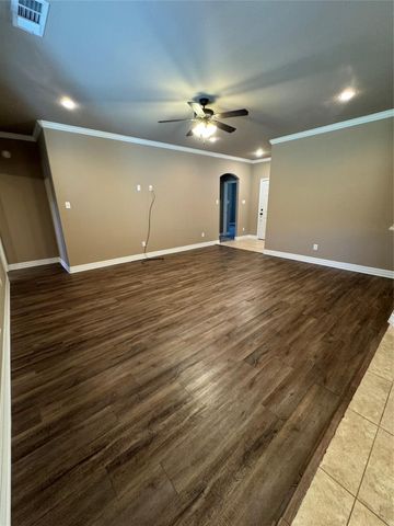 8805 Kiowa Drive, Greenville, TX 75402