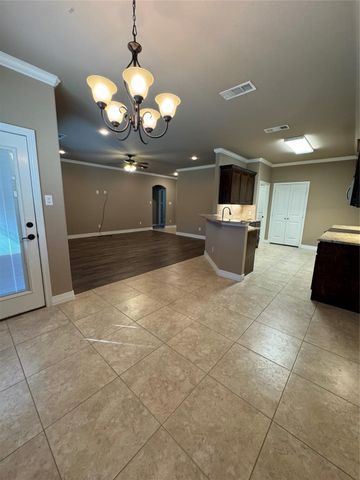 8805 Kiowa Drive, Greenville, TX 75402