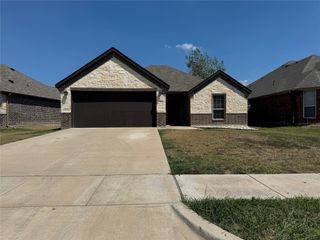 8805 Kiowa Drive, Greenville, TX 75402