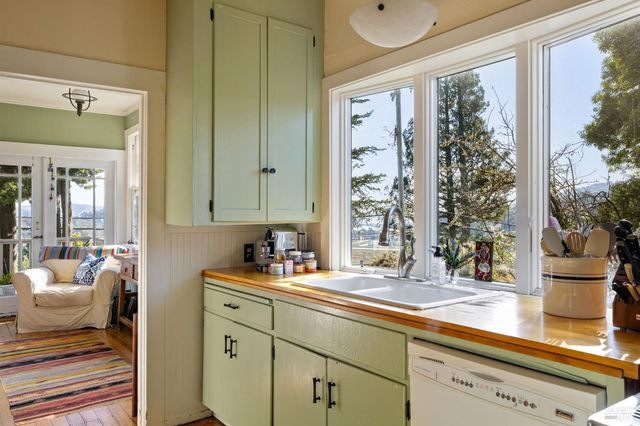 238 California Ave, Mill Valley, CA 94941