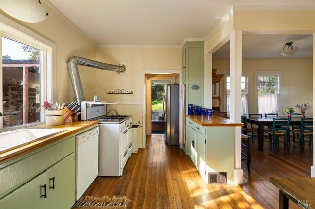 238 California Ave, Mill Valley, CA 94941