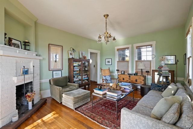 238 California Ave, Mill Valley, CA 94941