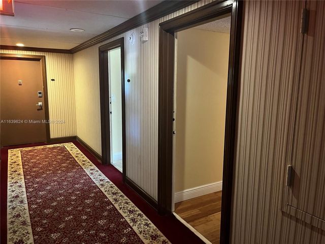 11111 Biscayne Blvd 2D, Miami, FL 33181