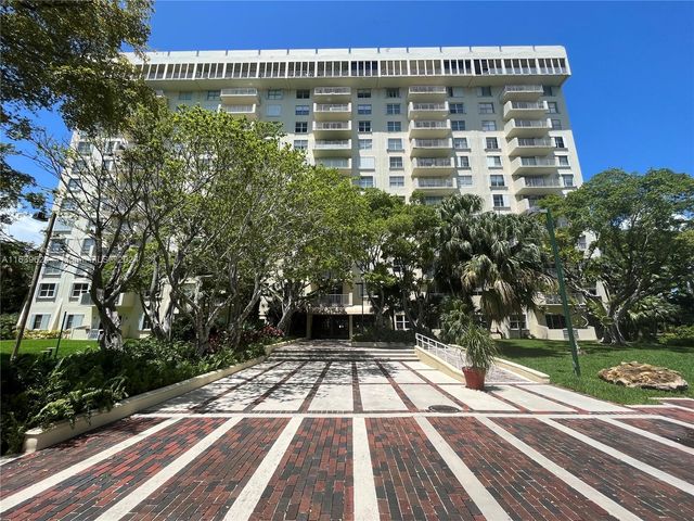 11111 Biscayne Blvd 2D, Miami, FL 33181