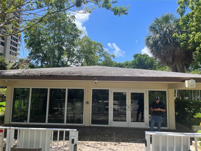 11111 Biscayne Blvd 2D, Miami, FL 33181