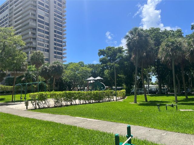11111 Biscayne Blvd 2D, Miami, FL 33181