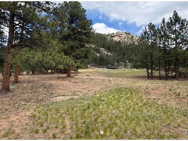 8 Estes Park Estates Drive, Lyons, CO 80540