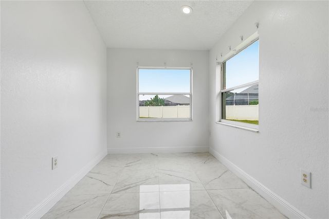 577 TERRANOVA CIRCLE, Winter Haven, FL 33884