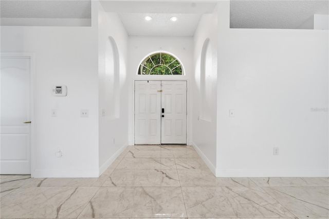577 TERRANOVA CIRCLE, Winter Haven, FL 33884