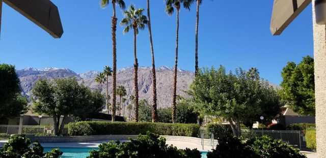 1456 Tiffany Circle N, Palm Springs, CA 92262