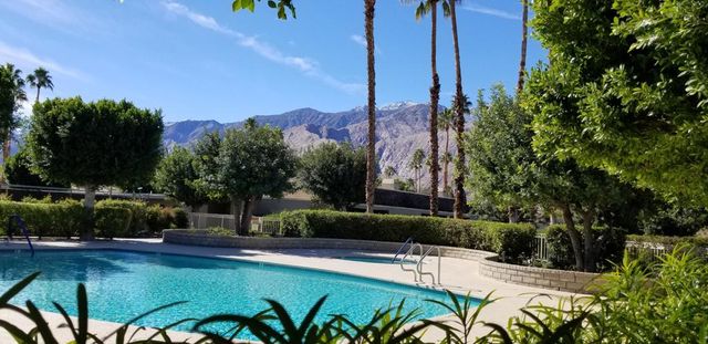 1456 Tiffany Circle N, Palm Springs, CA 92262