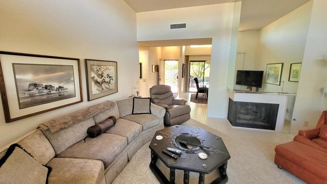 1456 Tiffany Circle N, Palm Springs, CA 92262