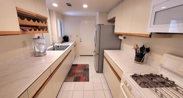 1456 Tiffany Circle N, Palm Springs, CA 92262