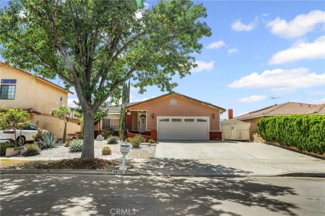 8870 Blanchard Avenue, Fontana, CA 92335