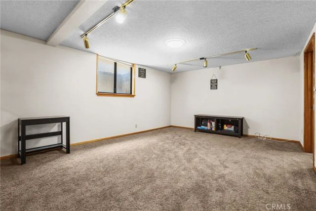 8870 Blanchard Avenue, Fontana, CA 92335