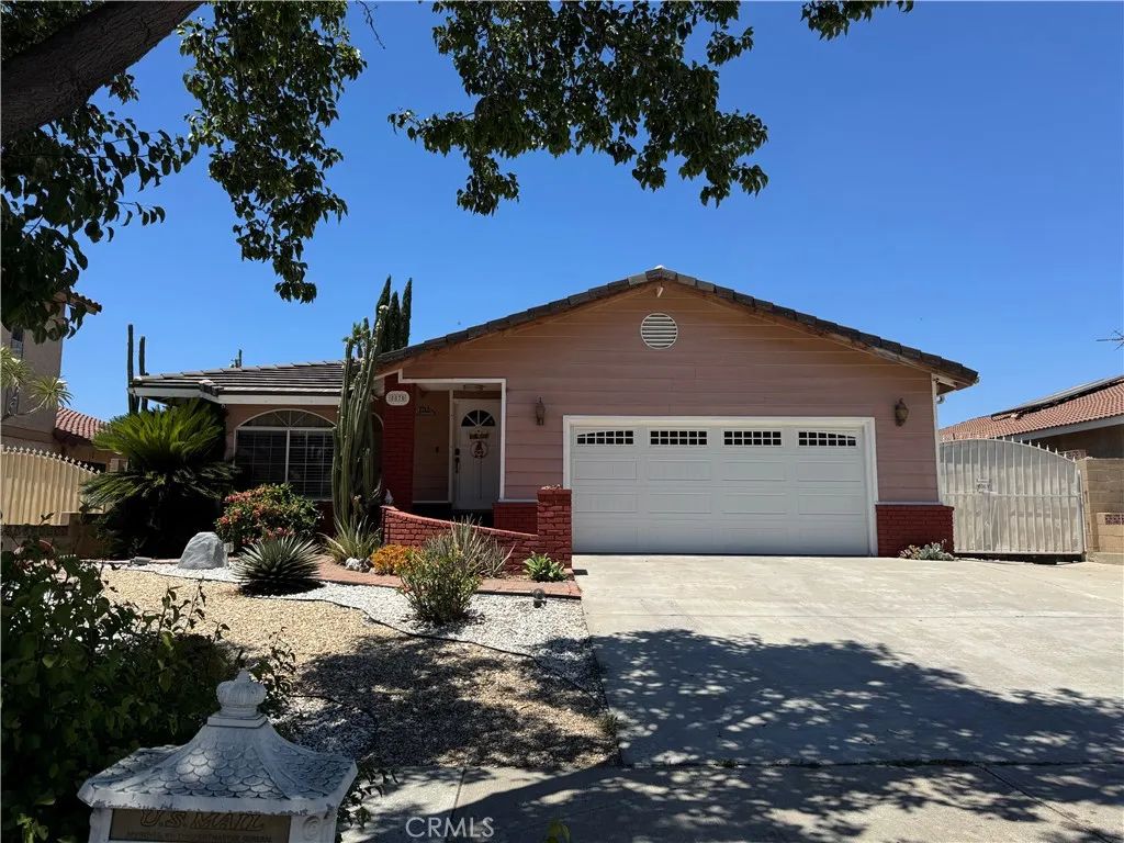 8870 Blanchard Avenue, Fontana, CA 92335