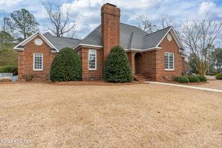 1301 Par Drive, Kinston, NC 28504