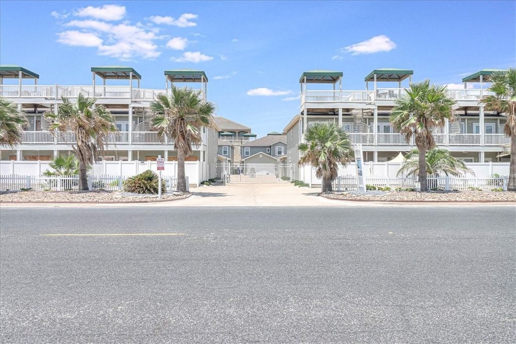 14901 Windward Dr 204, Corpus Christi, TX 78418