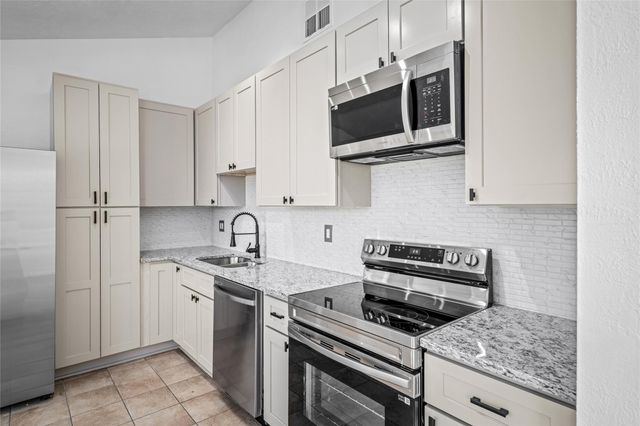 17510 Bullis Gap Drive, Hockley, TX 77447